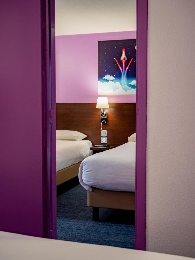 Contact Hotel Restaurant La Chaumiere Entre Orgeval Et Flins A13 Sortie 8 莱斯米路 外观 照片