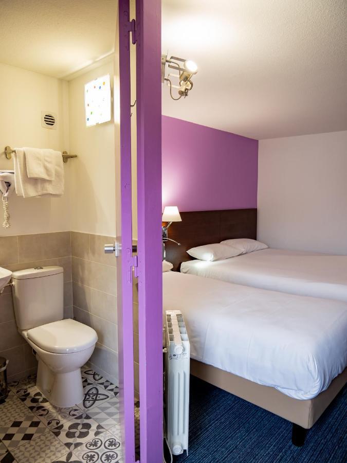 Contact Hotel Restaurant La Chaumiere Entre Orgeval Et Flins A13 Sortie 8 莱斯米路 外观 照片